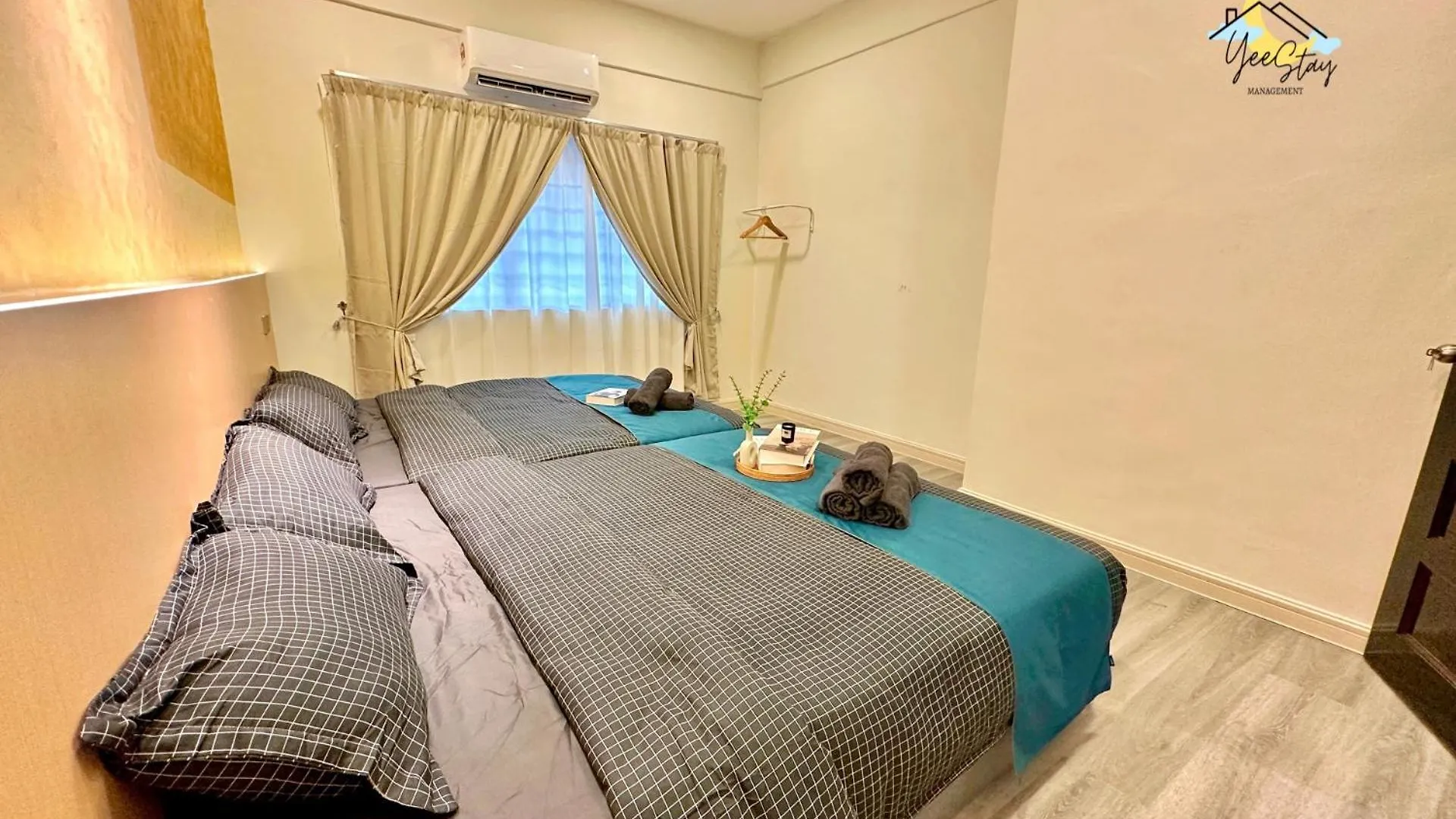 Kota Homestay-22Pax With Karaoke,Arcade Game,Table Pool Walking 5Min To Jonker Малакка 0*,  Малайзия