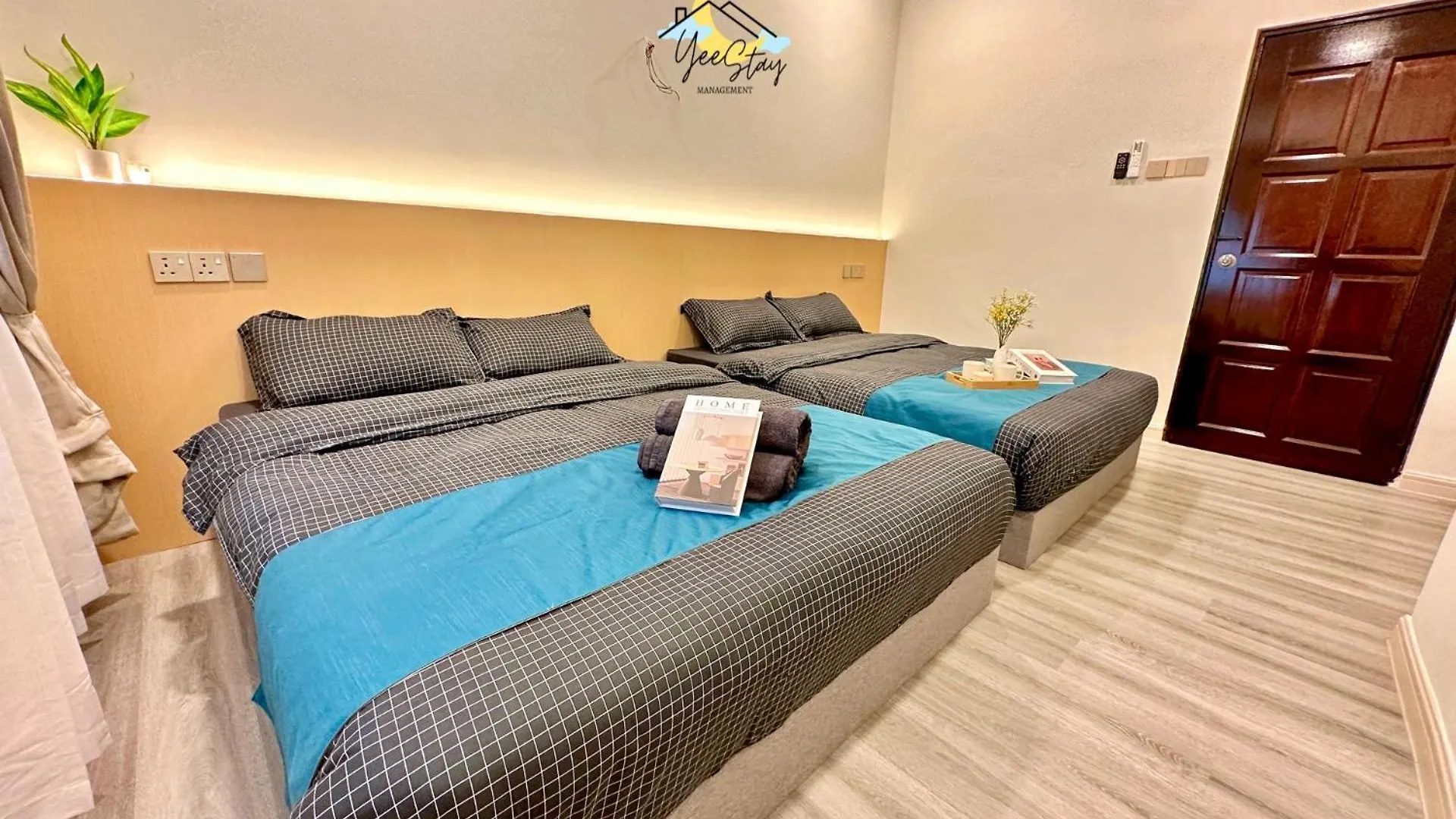 Kota Homestay-22Pax With Karaoke,Arcade Game,Table Pool Walking 5Min To Jonker Малакка 0*,  Малайзия